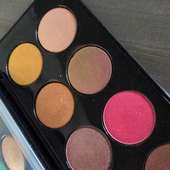 Pat McGrath divine rose II palette - Picture 3 of 5